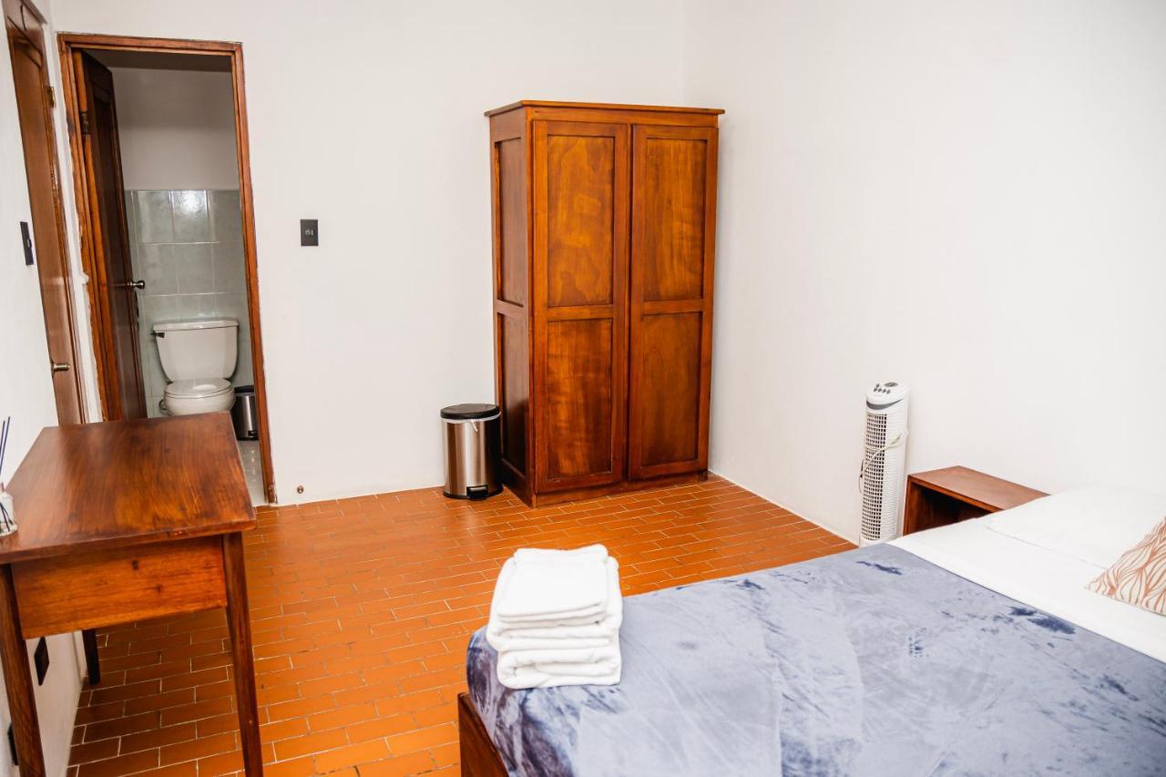 Luz De Luna Hotel Barrio Escalante Σαν Χοσέ Εξωτερικό φωτογραφία